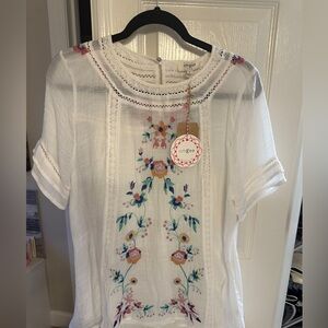 Umgee Embroidered Blouse and Cuffed Sleeves NEW